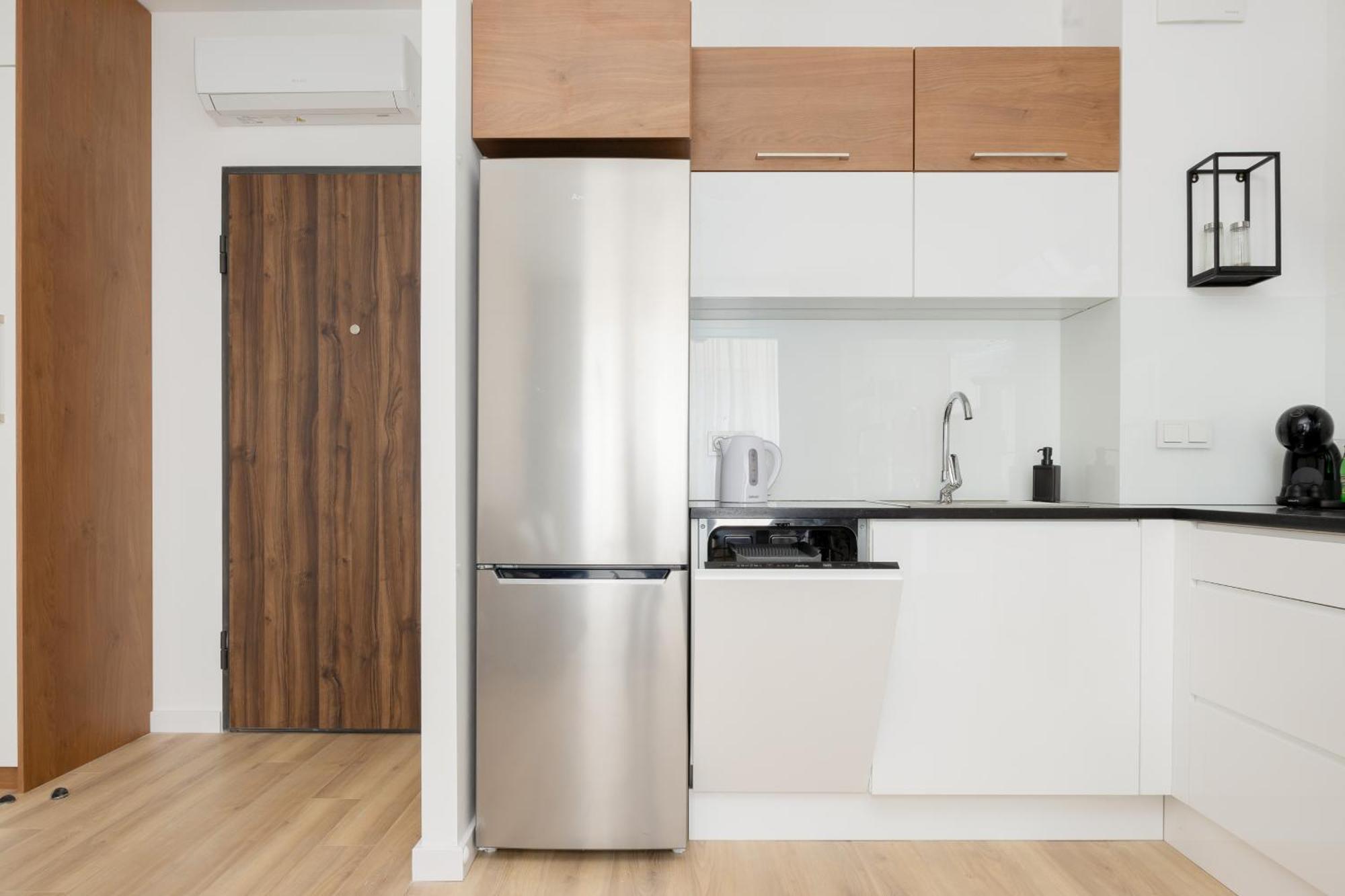 Apartment Sarmacka 25 Next To Medicover And Paley *