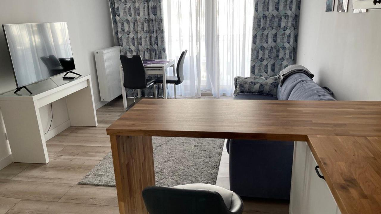 2-room On Wola, Bright And Cozy *