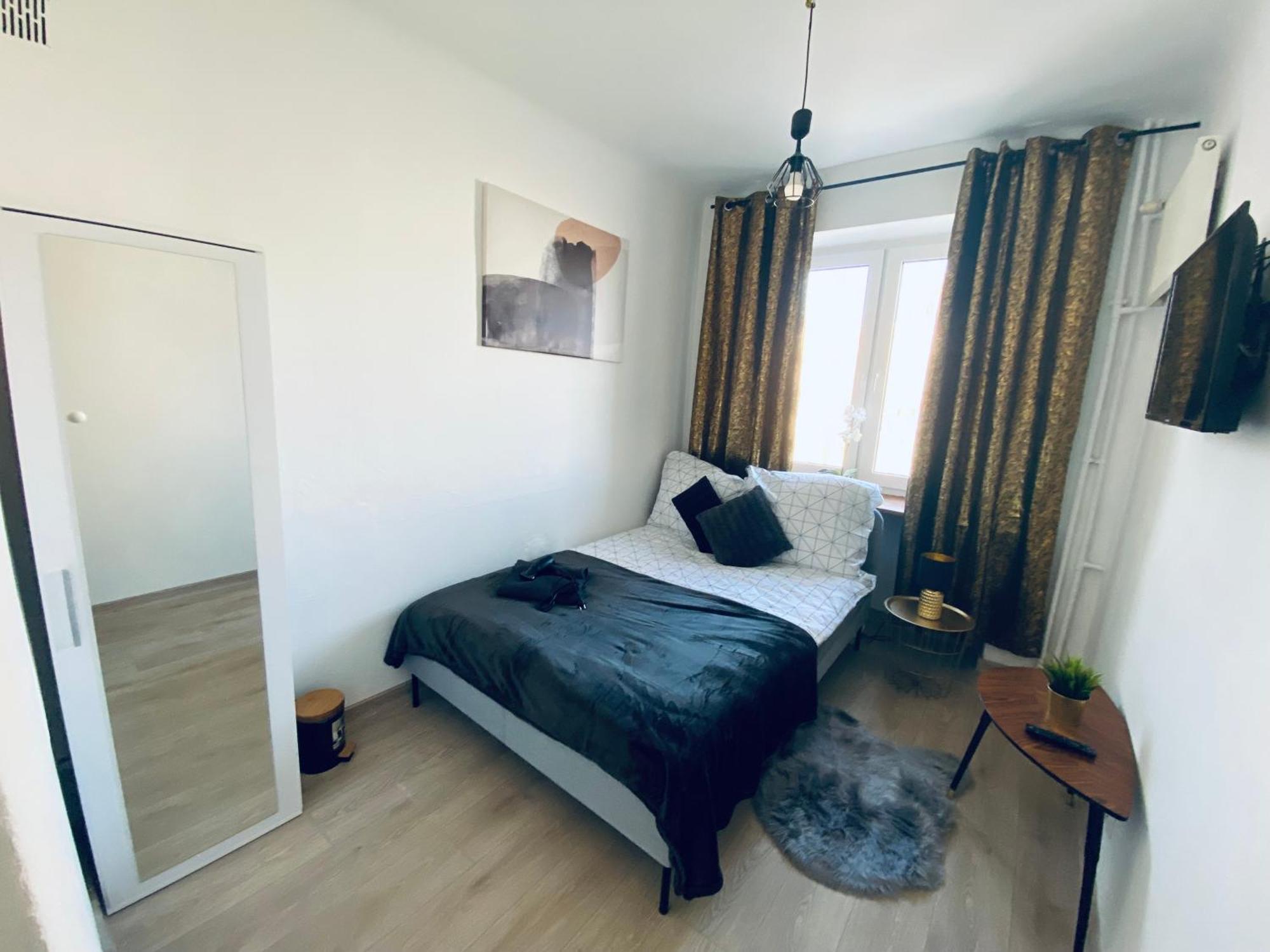 Clicktheflat Plac Bankowy * Warschau