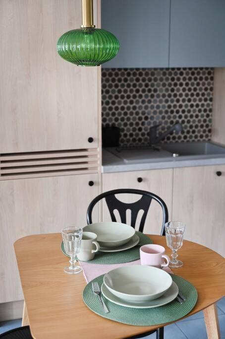 Apartment Powisle Solec Centre! Private Parking Warsaw