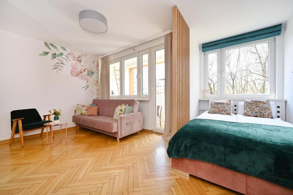 Apartment Powisle Solec Centre! Private Parking