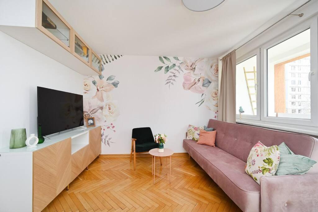 Apartment Powisle Solec Centre! Private Parking