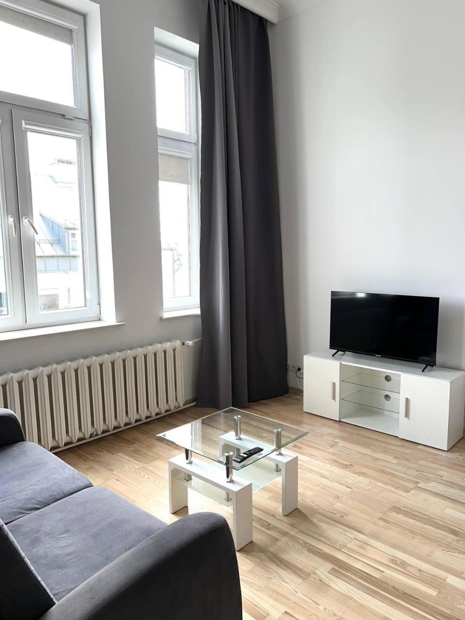 Stylish In The Centre -by Hik Apartment *