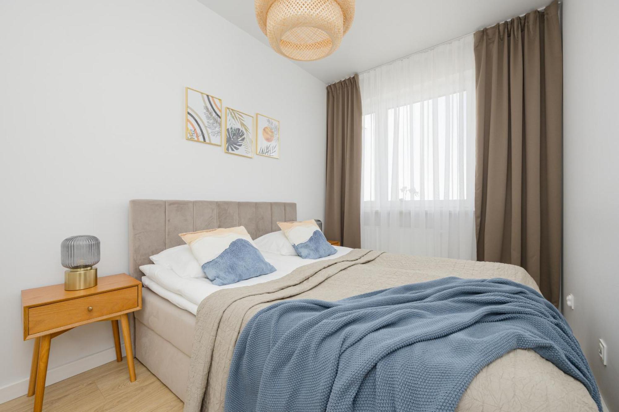 Stylish Glam Przedpole In By Renters * Warsaw