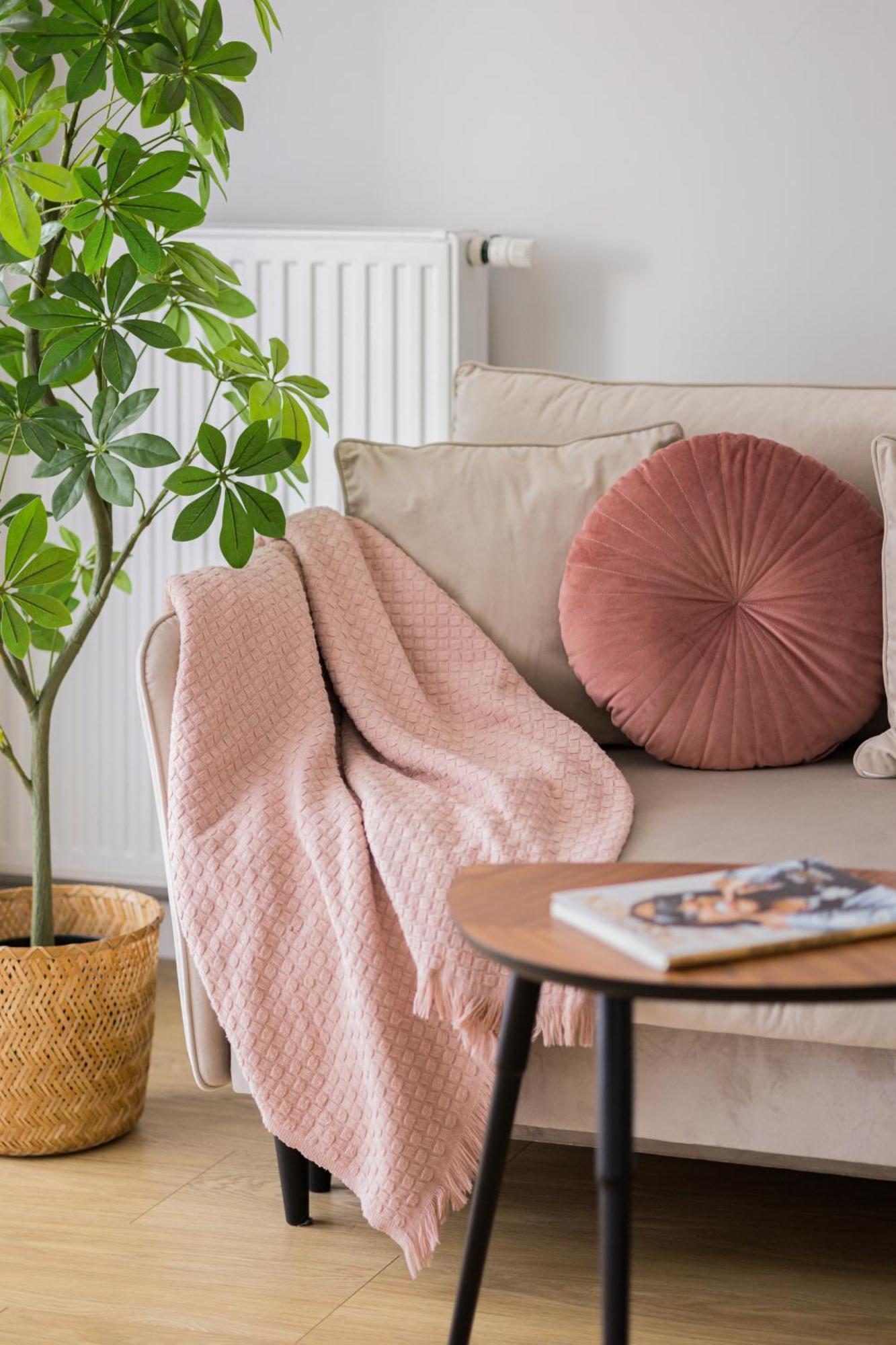 Stylish Glam Przedpole In By Renters Varsóvia