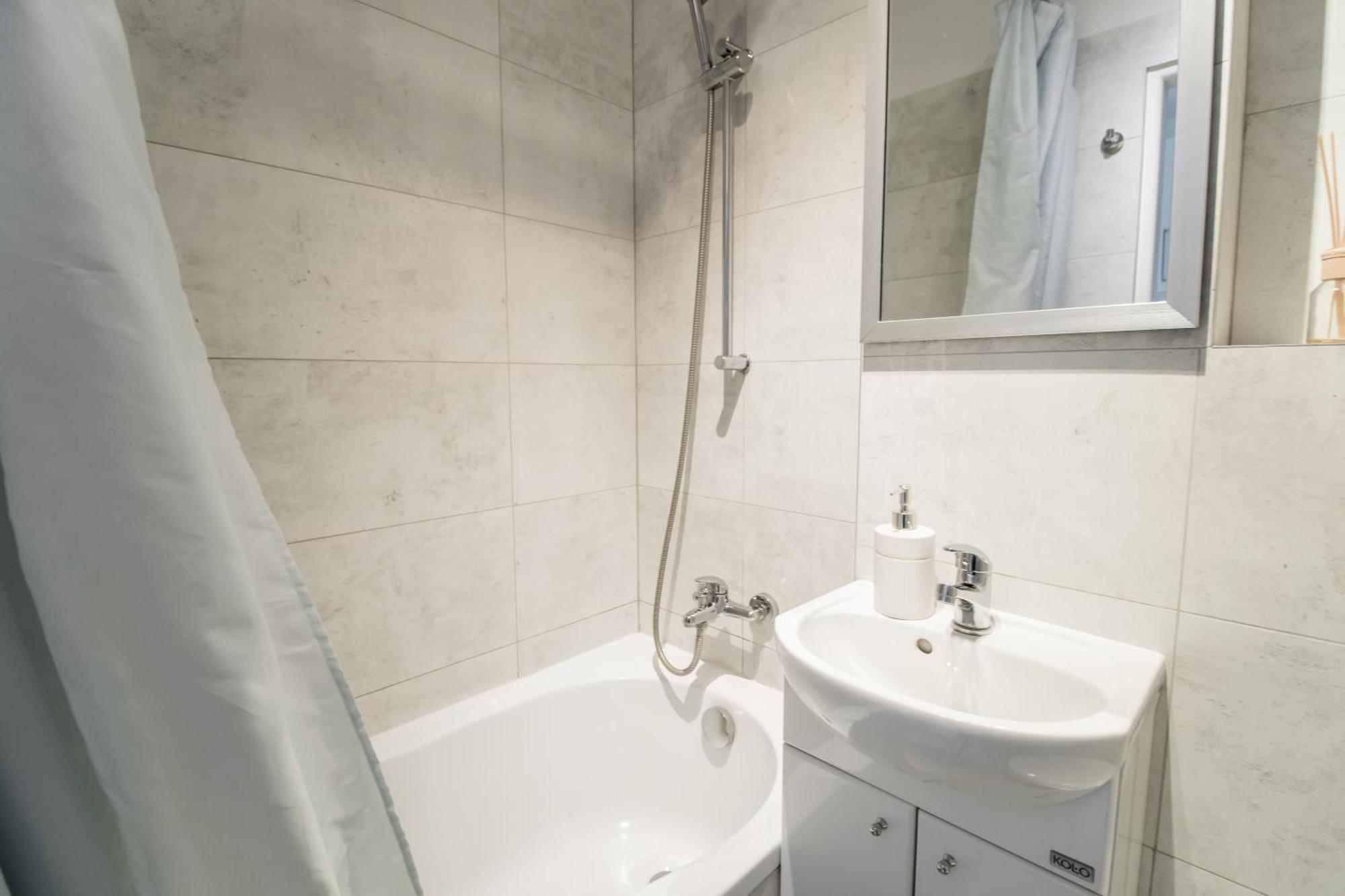 Piotrapartments - Bruna Warsaw