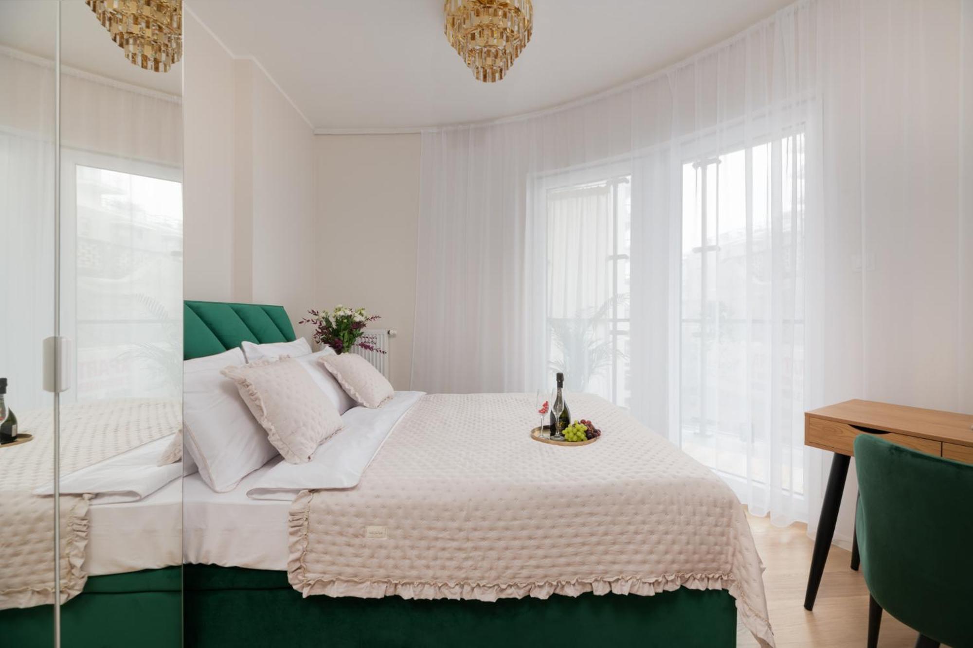 Luxury Design - Tower Bliska Wola Apartment