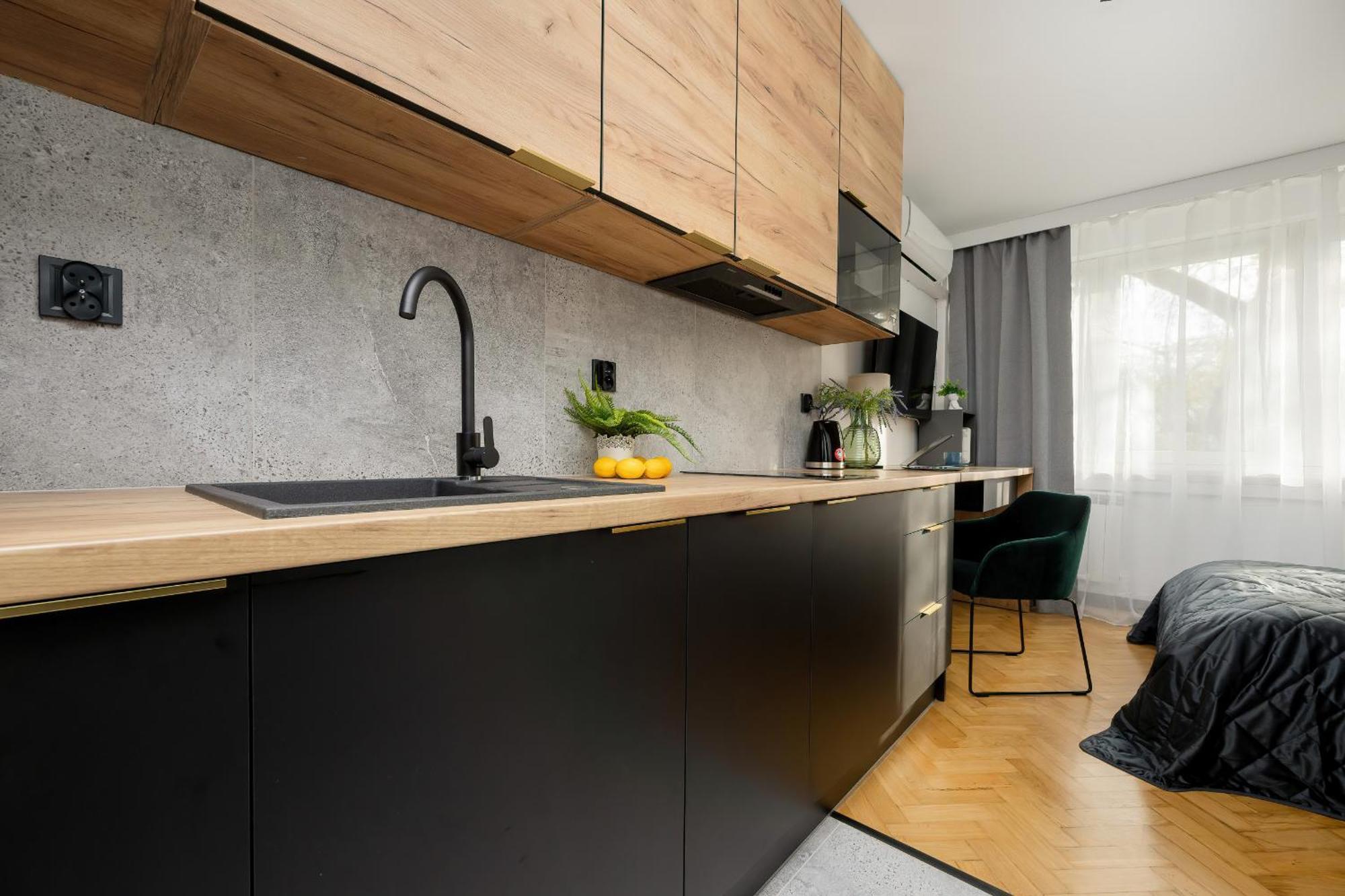 Modern Black & Wooden Near The Airport By Renters * Warsaw