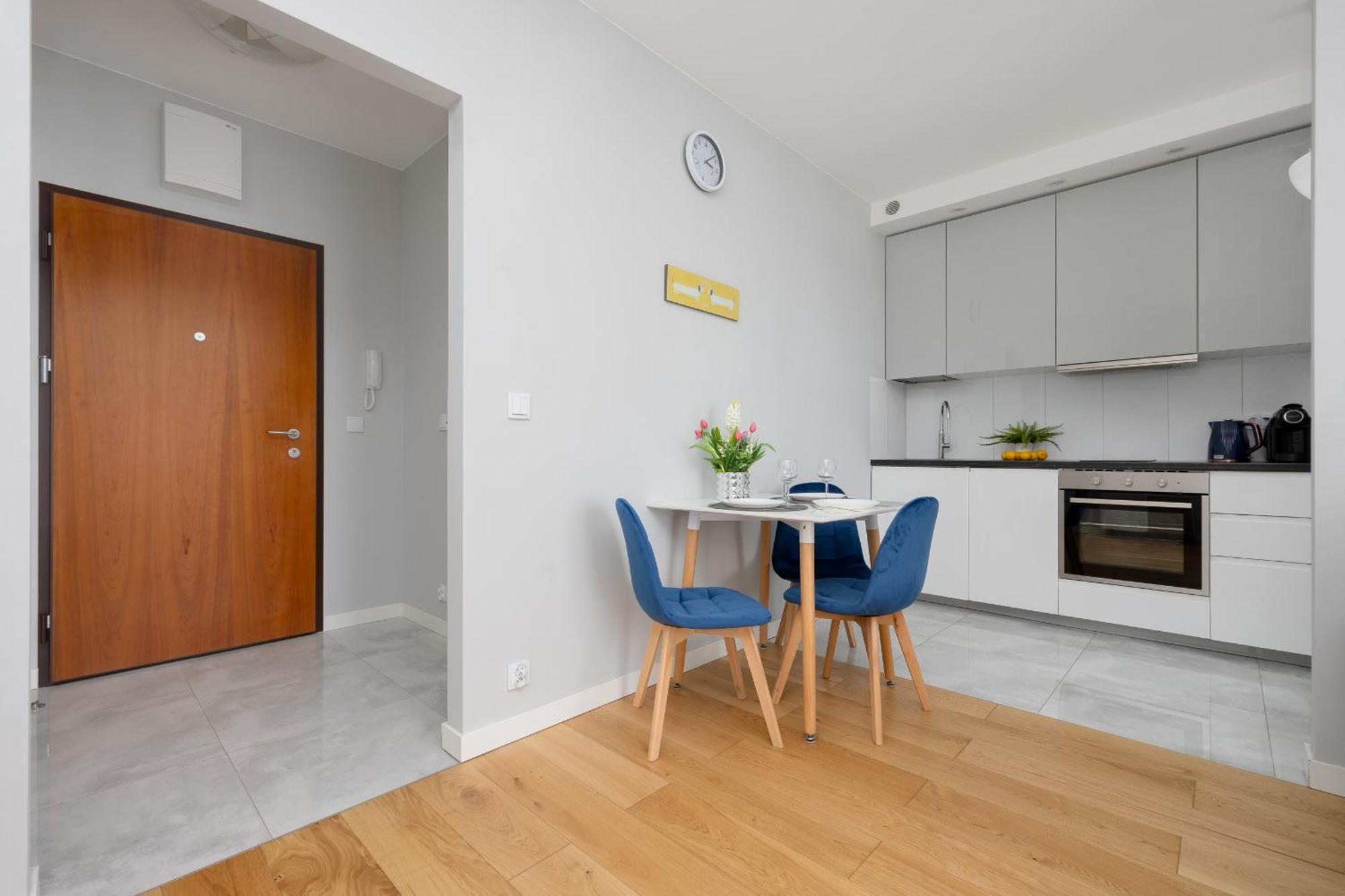 Căn hộ Cozy Wola By Rent Like *