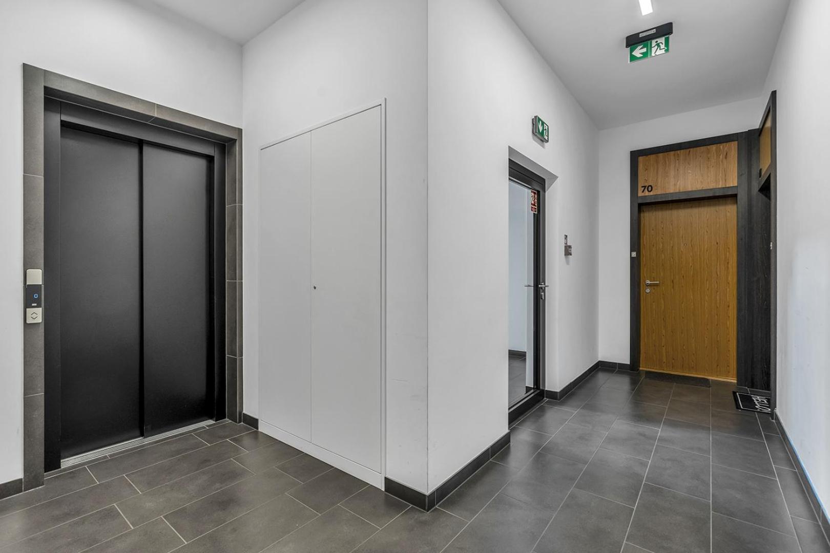 Rydygiera - For 4p, View, Balcony, Shopping Mall Nearby - By Rentujemy Apartment Warsaw