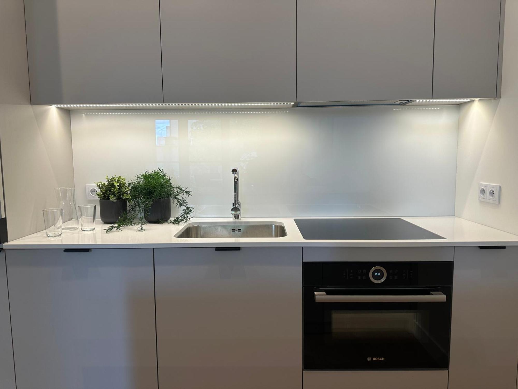Luxurious And Modern In Center With Parking By Renters Prestige Warsaw