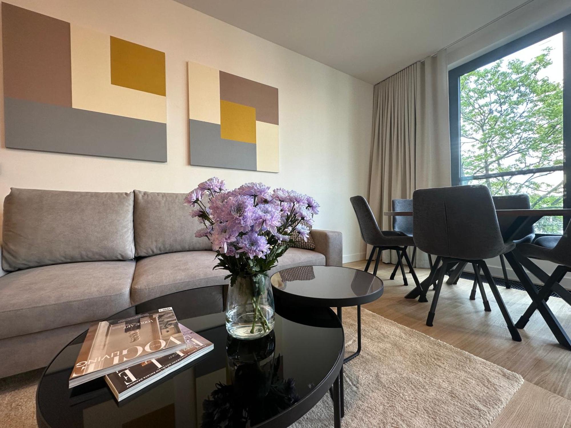 Apartment Luxurious And Modern In Center With Parking By Renters Prestige