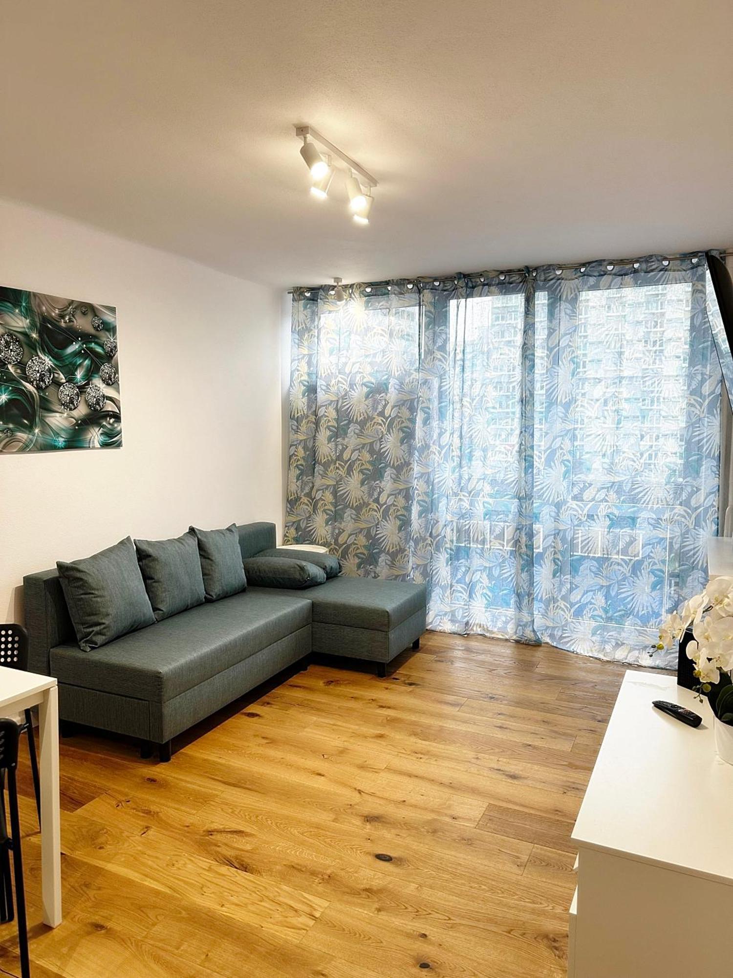 Coser Grzybowska Apartment *