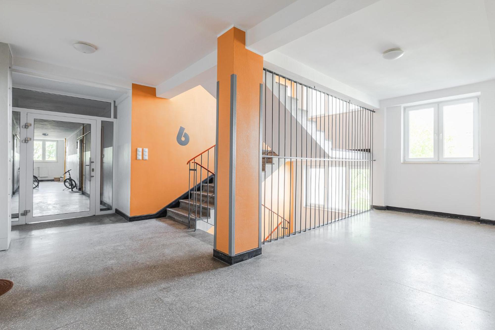 Superapart Saska 48a, Sleek 6th-floor With Balcony & Elevator Access Apartament *