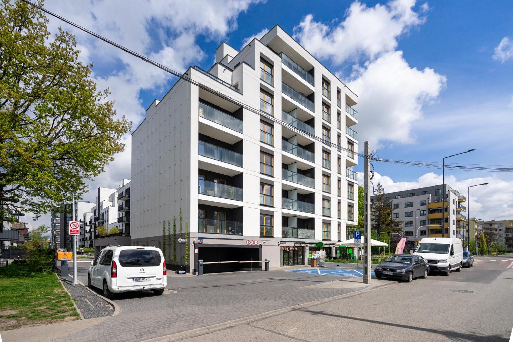 Bemowo - Parking, Balcony & Workspace - By Rentujemy