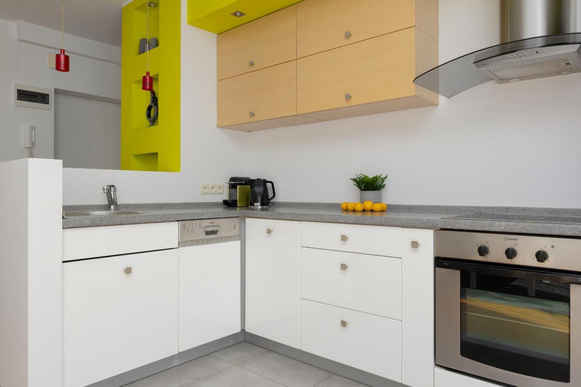 Sunny In The Heart Of By Renters Warsaw