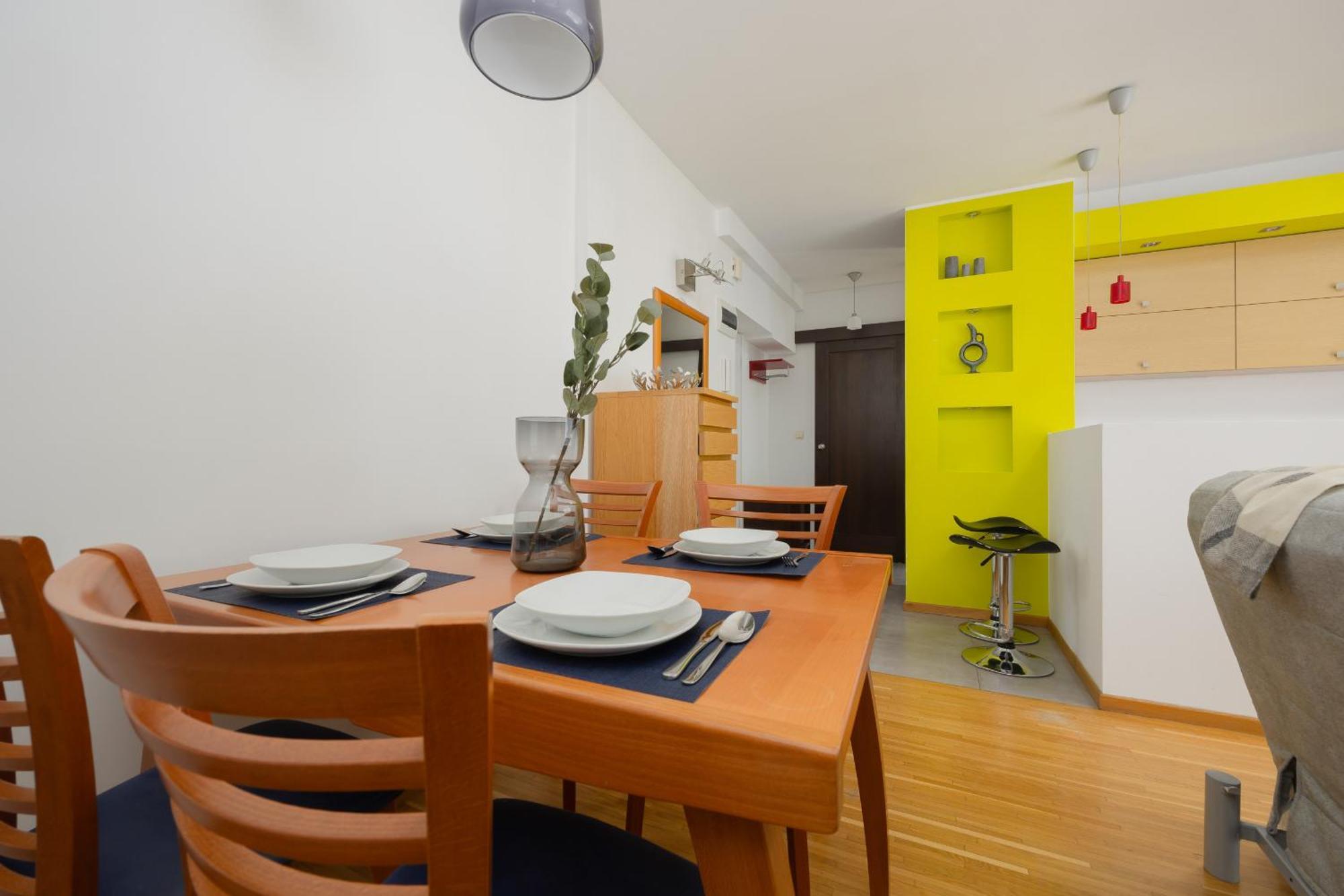 Apartment Sunny In The Heart Of By Renters
