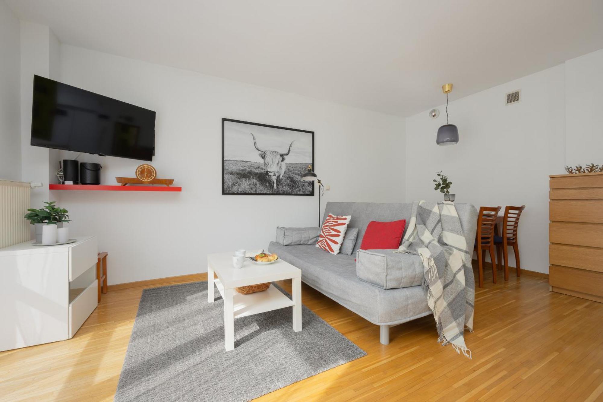 Sunny In The Heart Of By Renters Warsaw