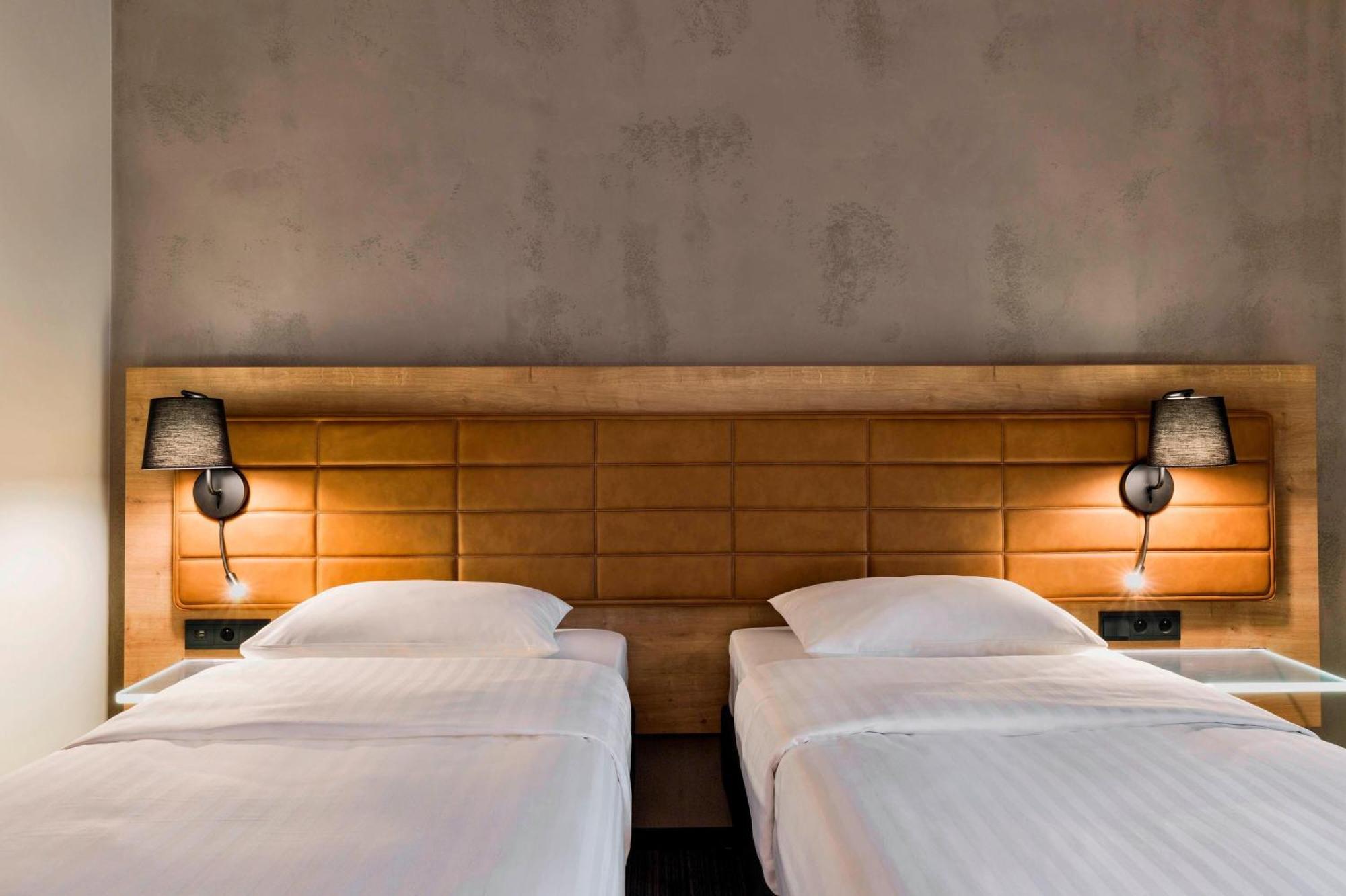 Moxy Praga