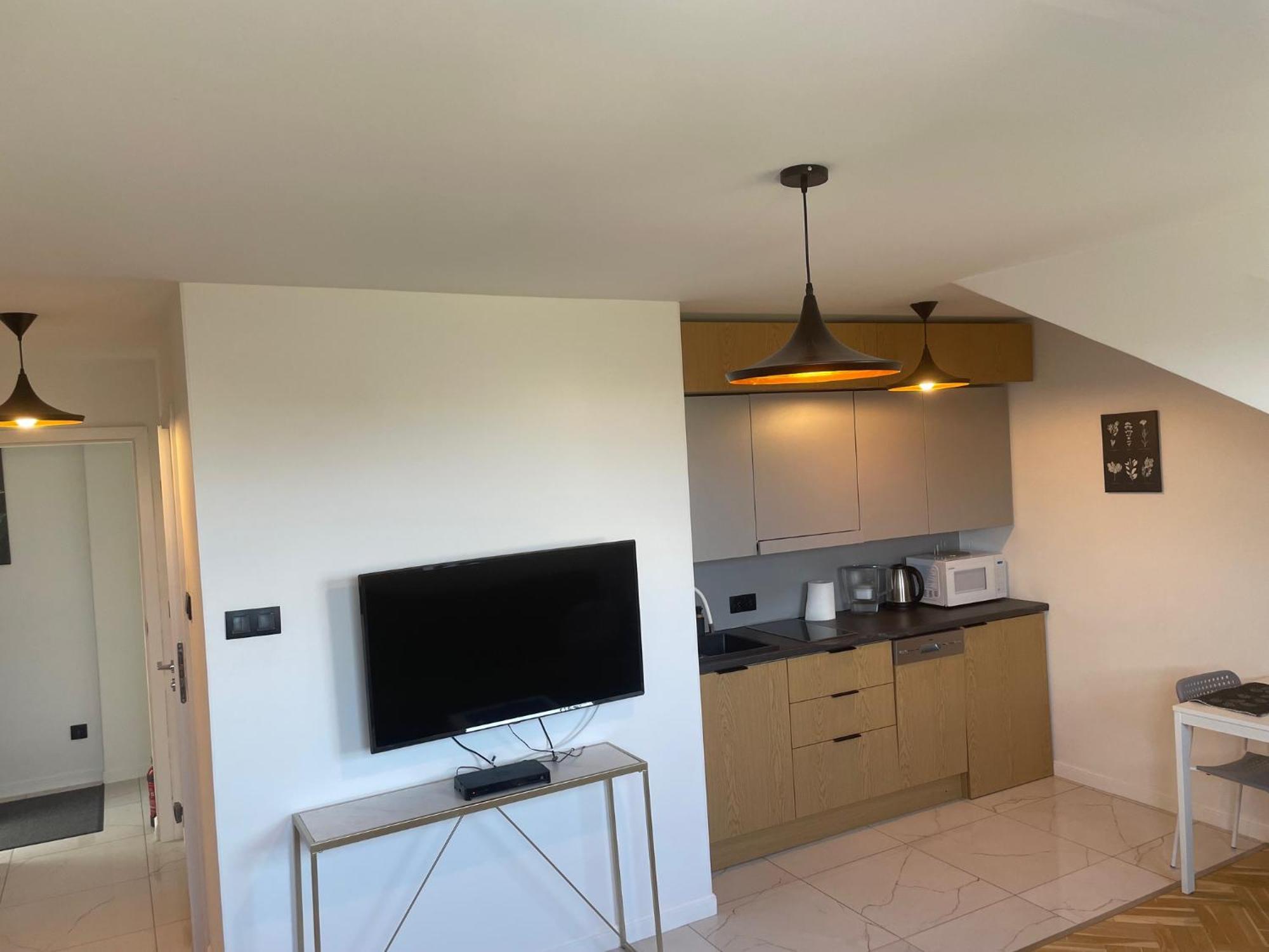 Apartment Kawalerka Premium B 30m2 - Po Remoncie - Nowa! *
