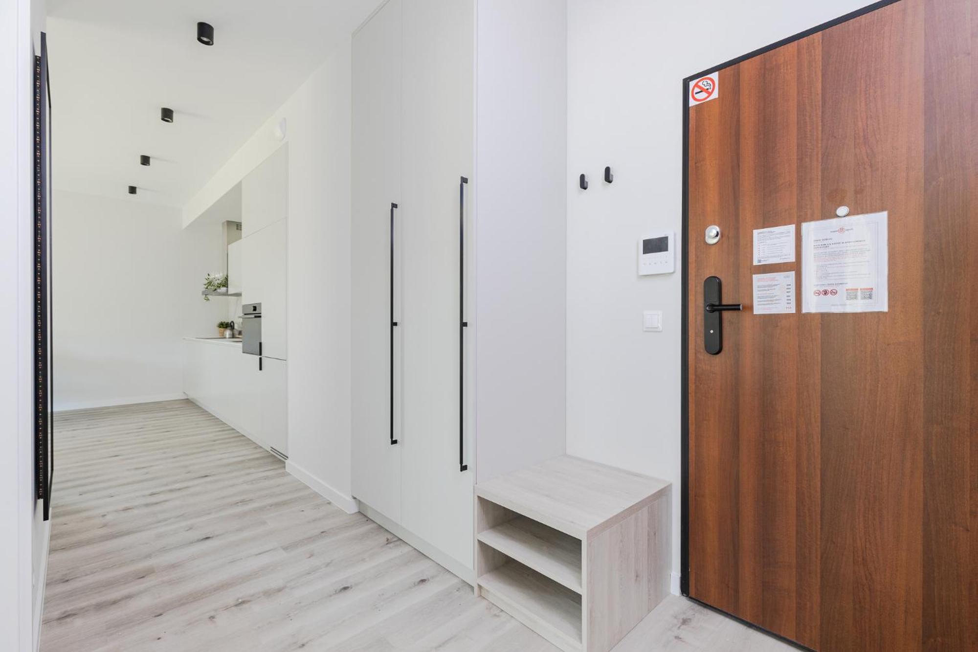 Apartamento Superapart Herbu Janina 4, Wilanow, Szpital Medicover, Paley, Parking