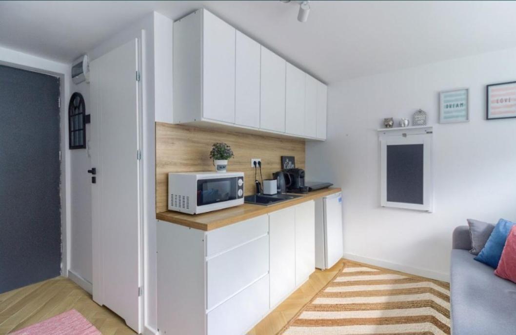 Mikroapart Batorego Warsaw