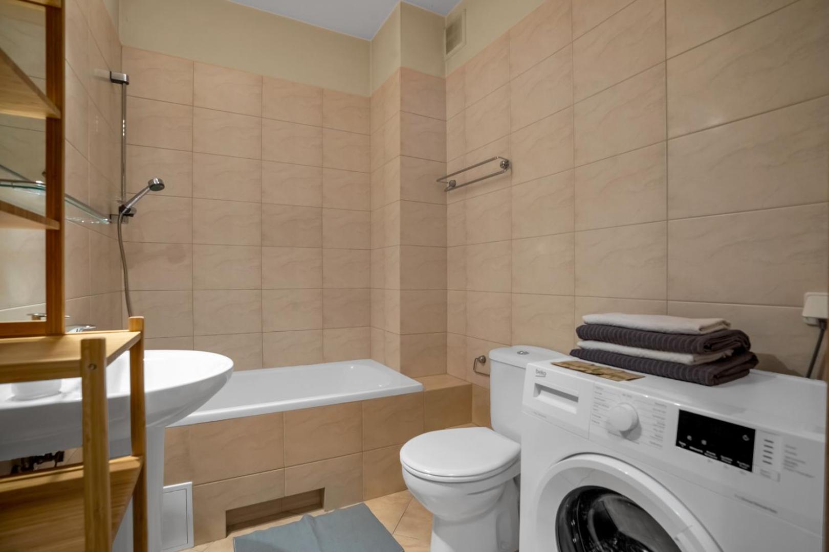 Apartamento Mokotow - Balcony, Parking - By Rentujemy Varsóvia