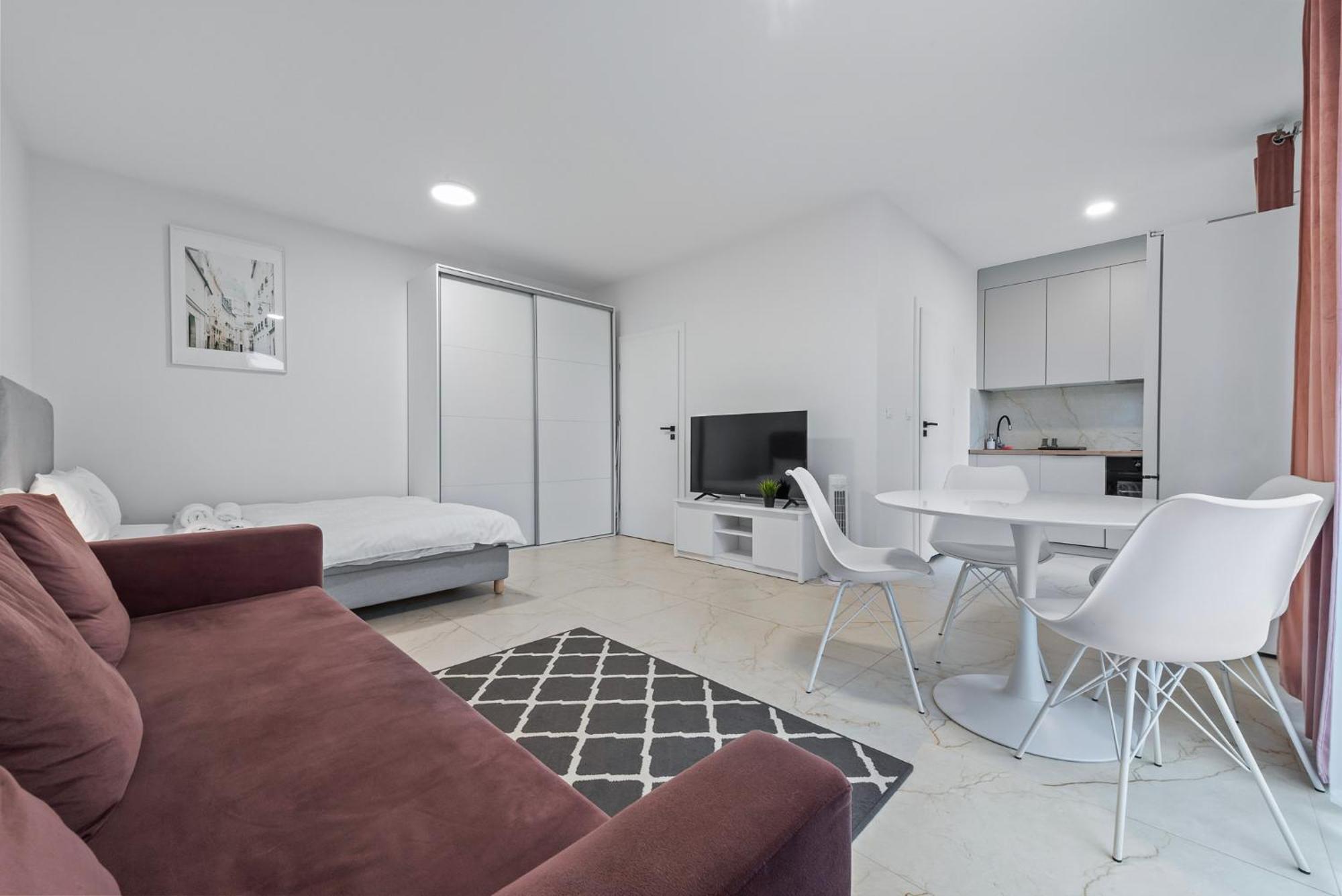 Apartment Rentplanet - Na Pradze