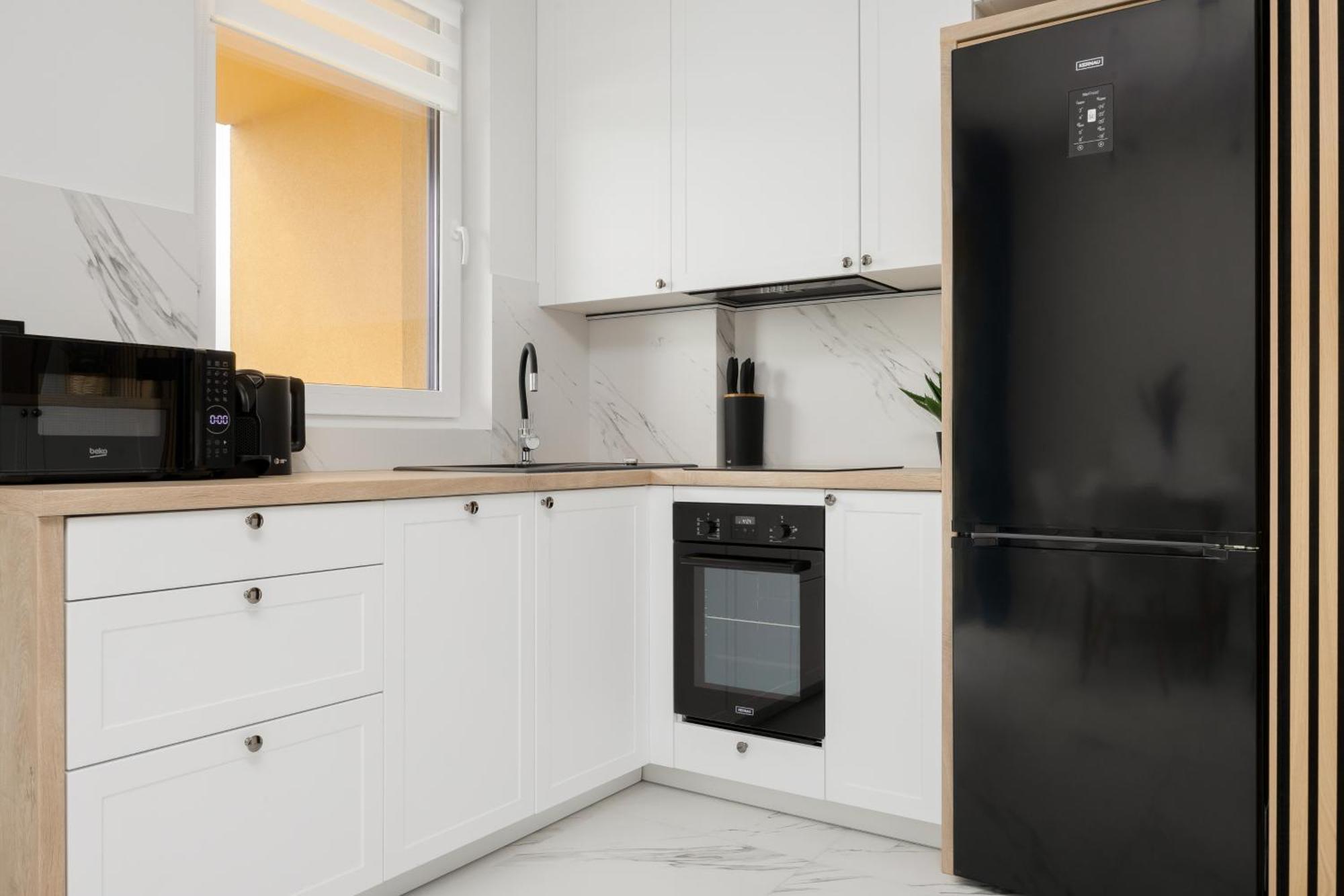 Apartment Stylish With Parking By Renters Warsaw