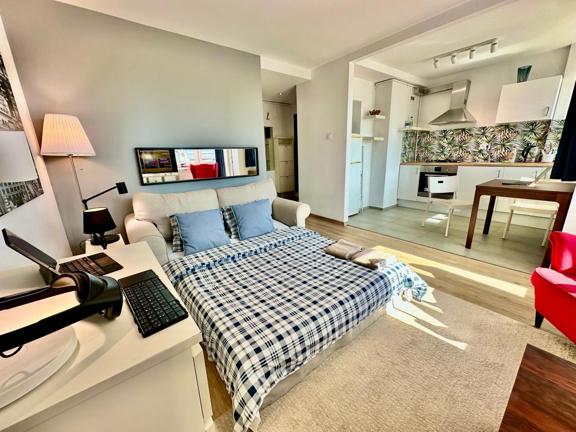 Sawa 4 Metro Fast Wifi 1 Gbs 70tv Netflix Hbo * Warsaw