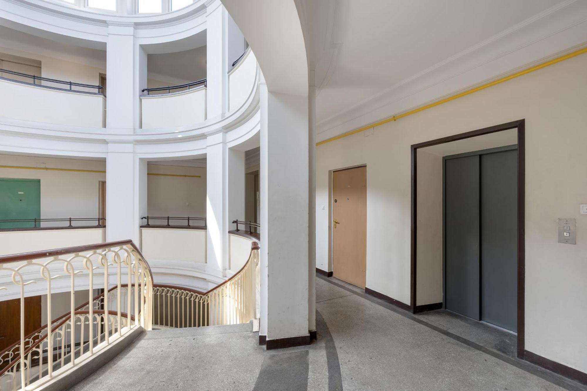 J&w Solidarnosci Apartment