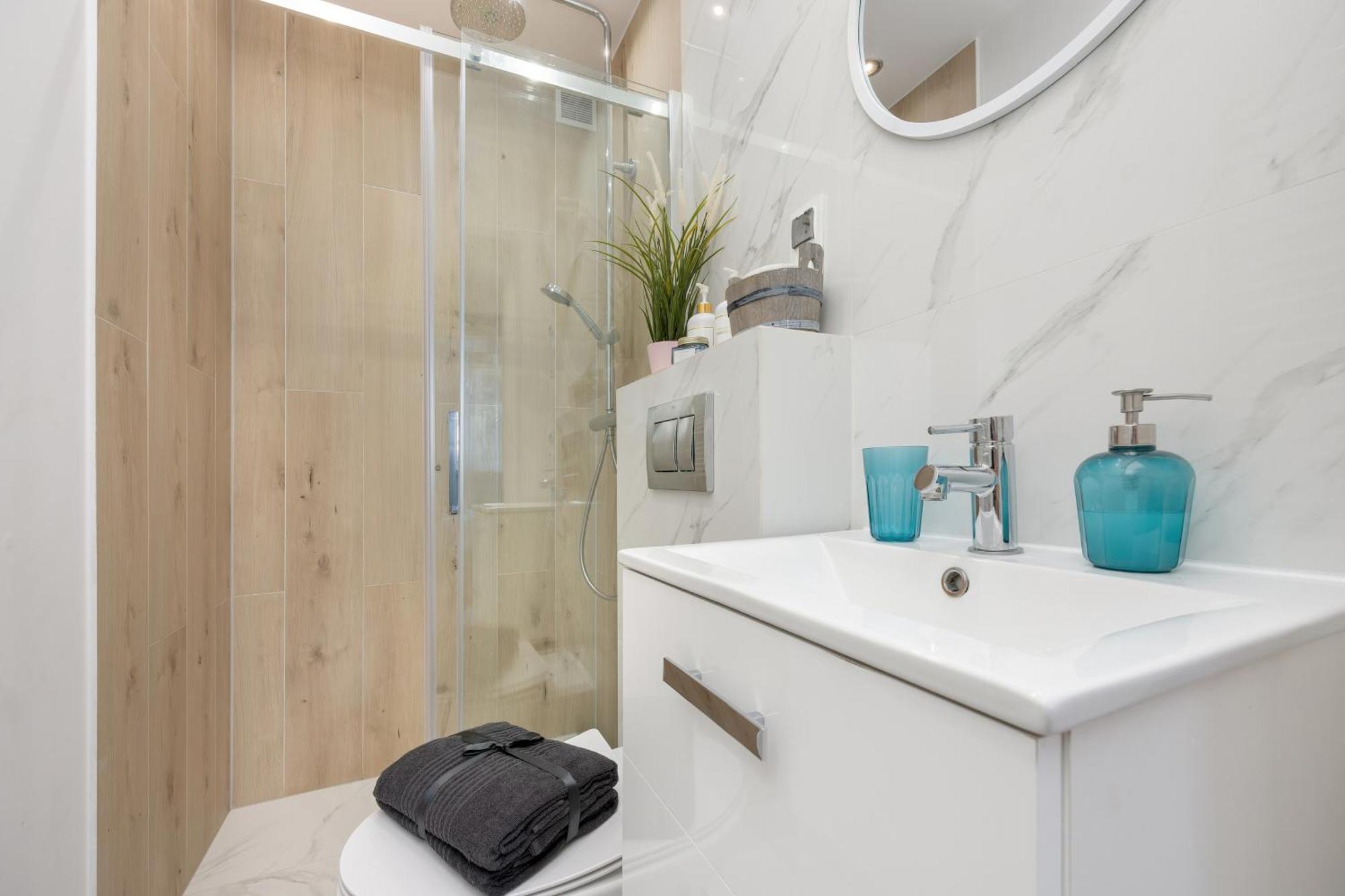 J&w Solidarnosci Apartment