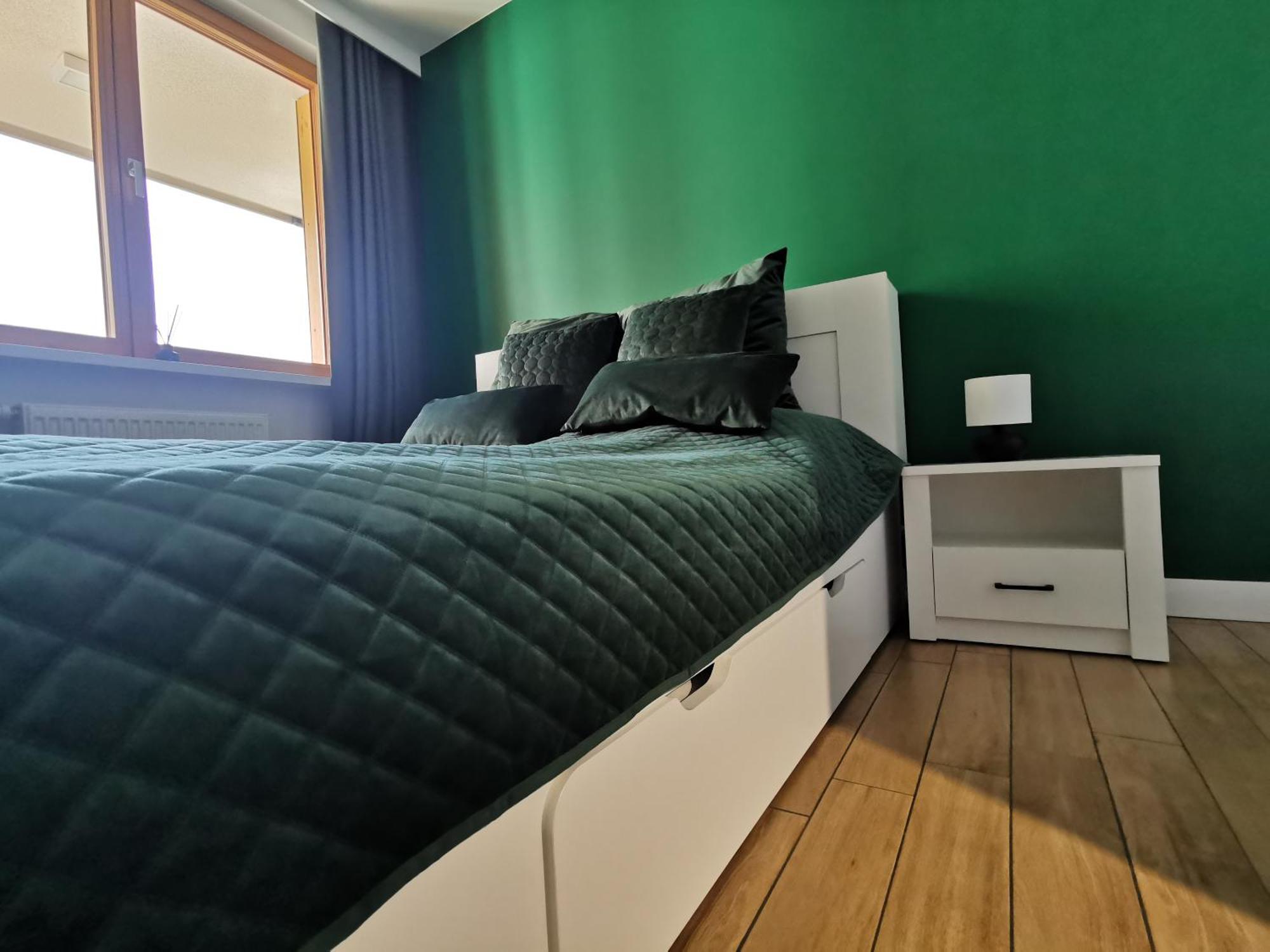 Wola Blue Modern
