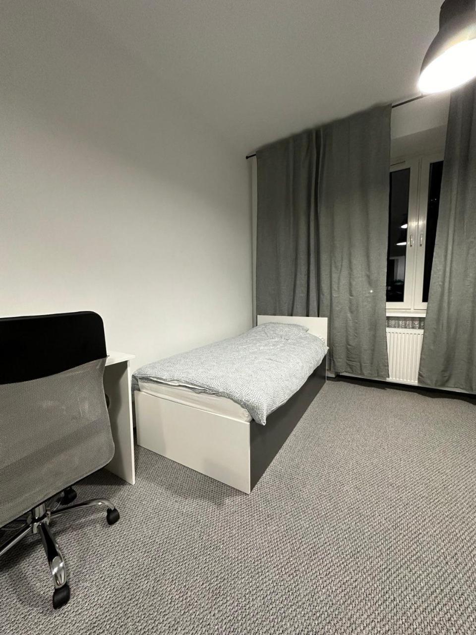 Student House Domaniewska Apartment Warschau