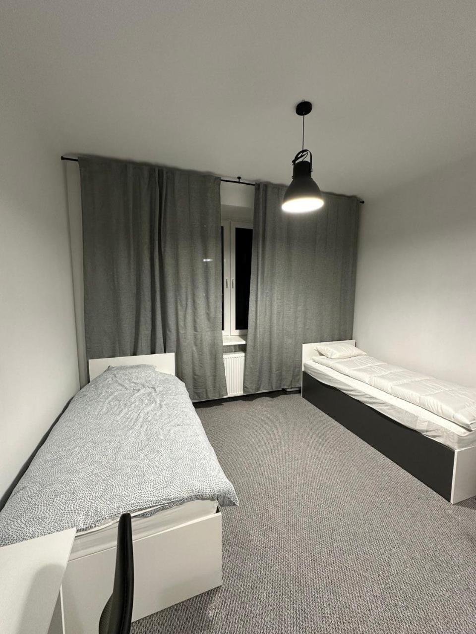 Student House Domaniewska Apartment