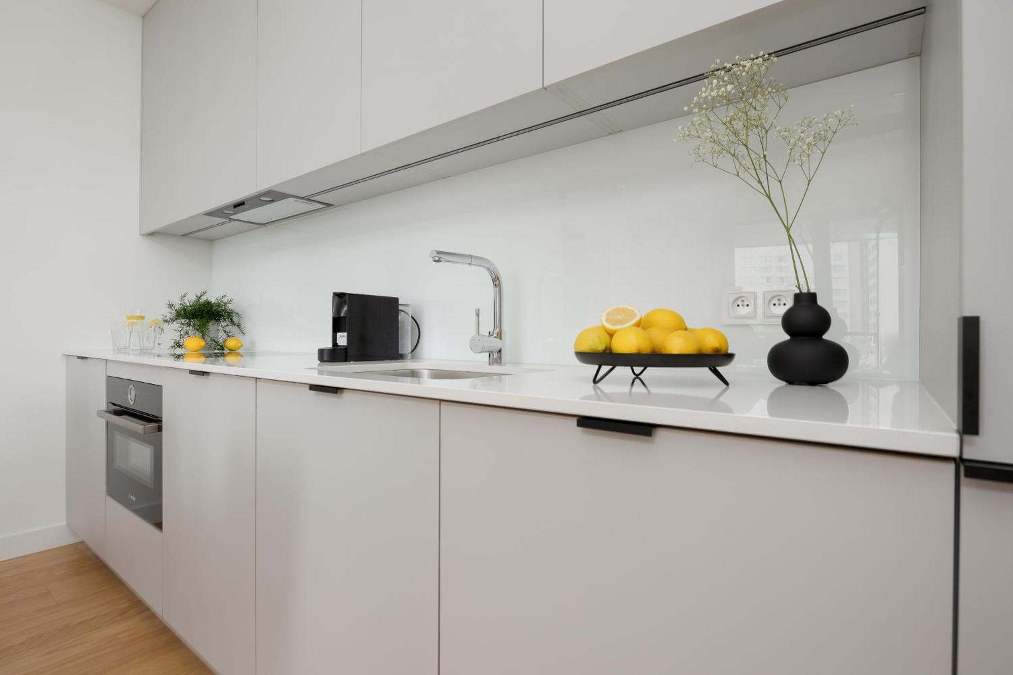 Apartment Luxurious And Modern In Center With Parking By Renters Prestige
