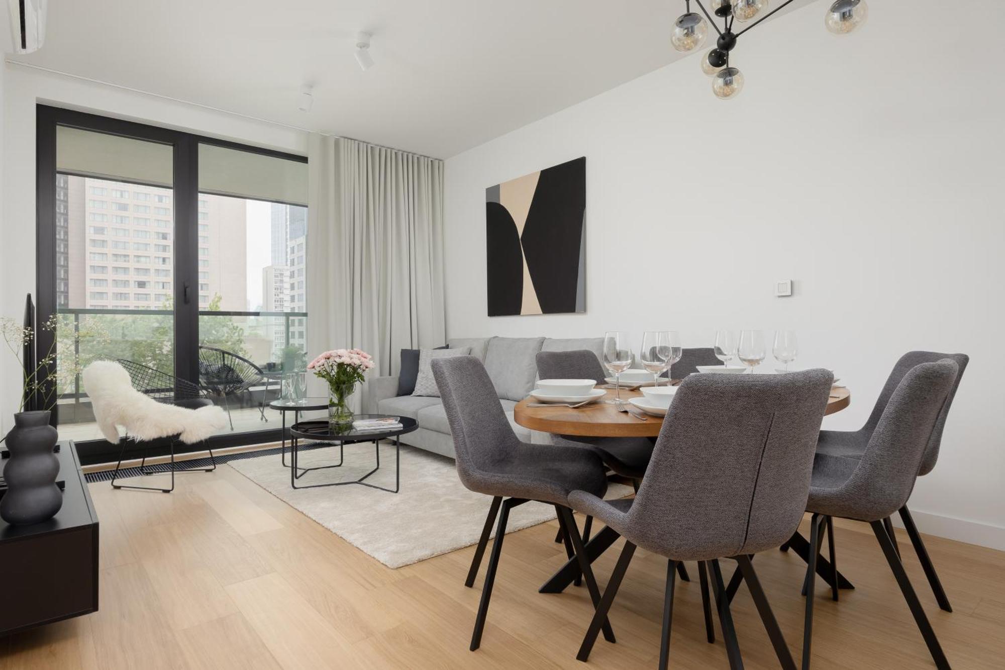 Luxurious And Modern In Center With Parking By Renters Prestige Warsaw