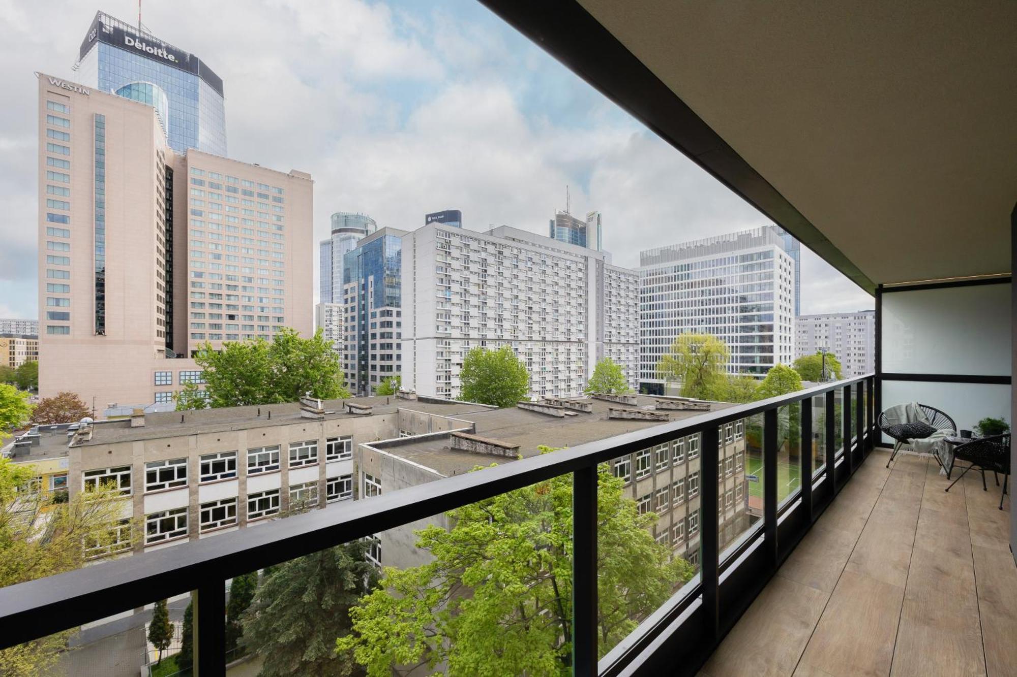 Apartment Luxurious And Modern In Center With Parking By Renters Prestige *