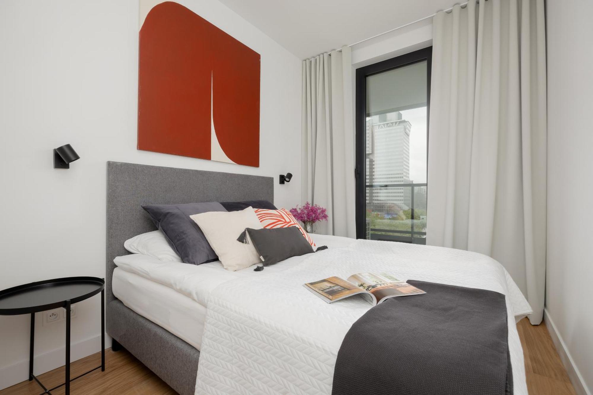 Luxurious And Modern In Center With Parking By Renters Prestige Warsaw