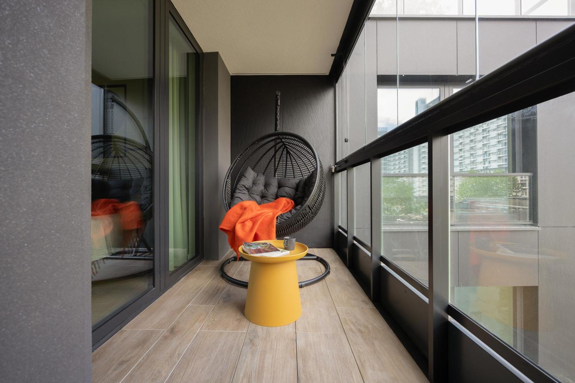 Luxurious And Modern In Center With Parking By Renters Prestige Apartment *