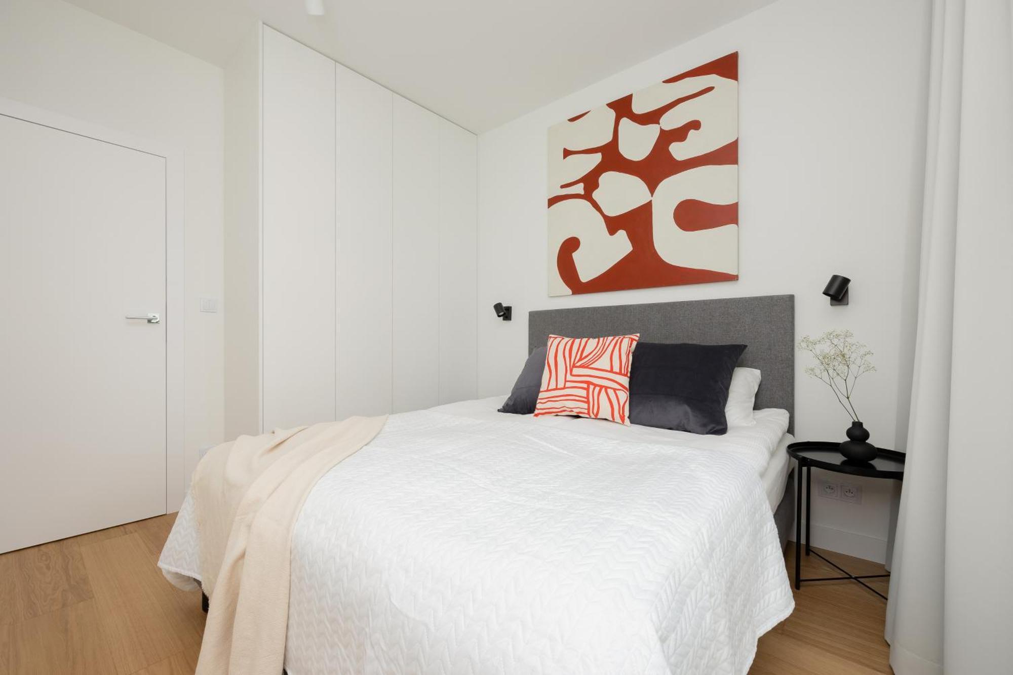 Apartment Luxurious And Modern In Center With Parking By Renters Prestige *
