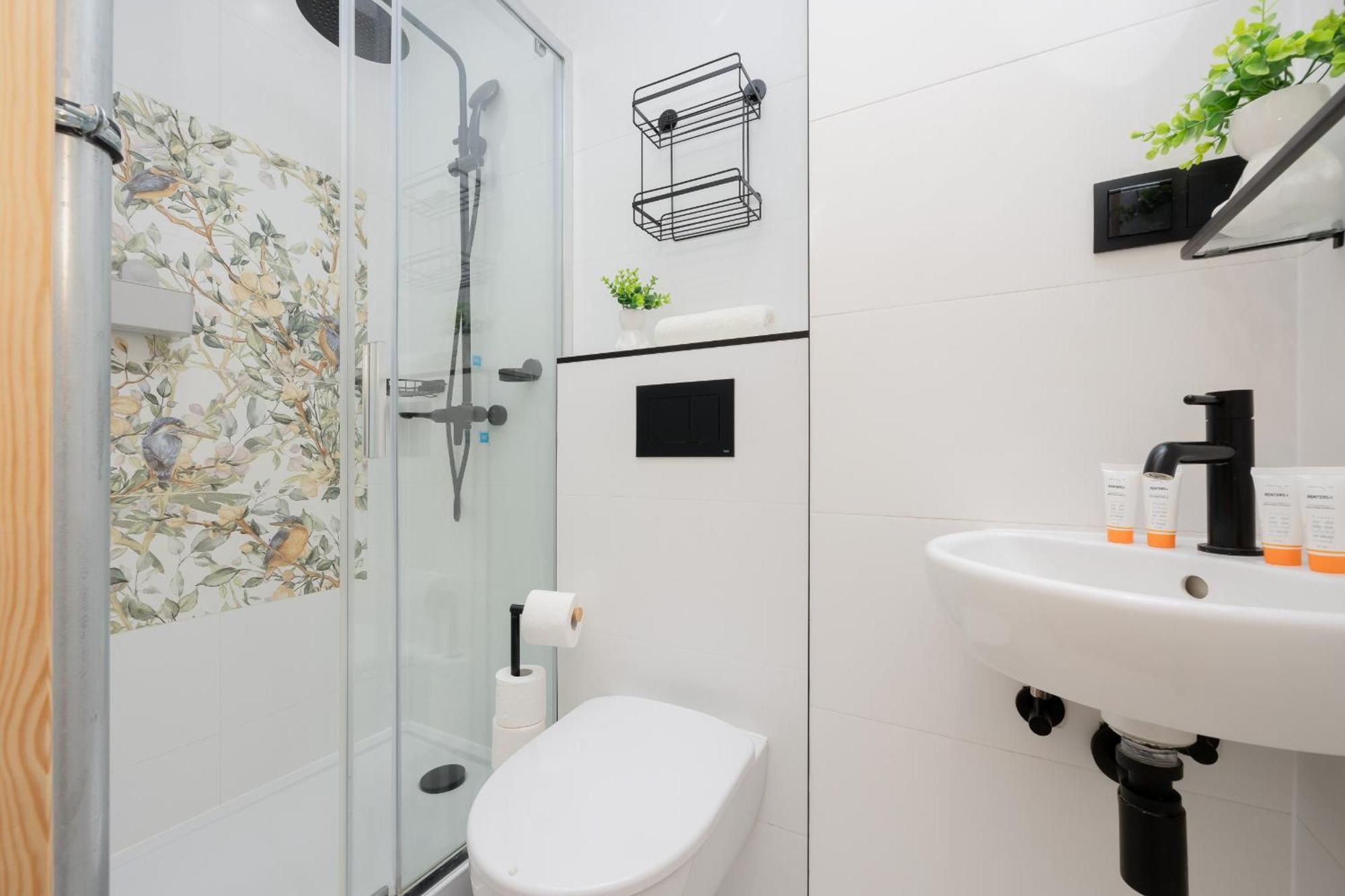 Spacious For 6 People Near The Old Town By Renters *