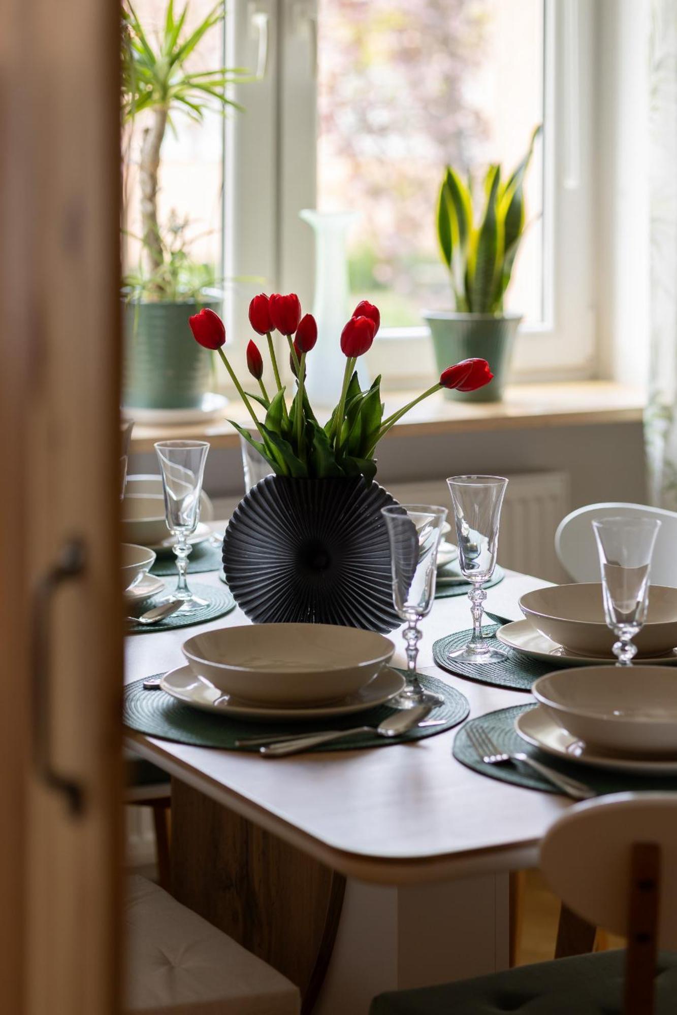 Spacious For 6 People Near The Old Town By Renters *
