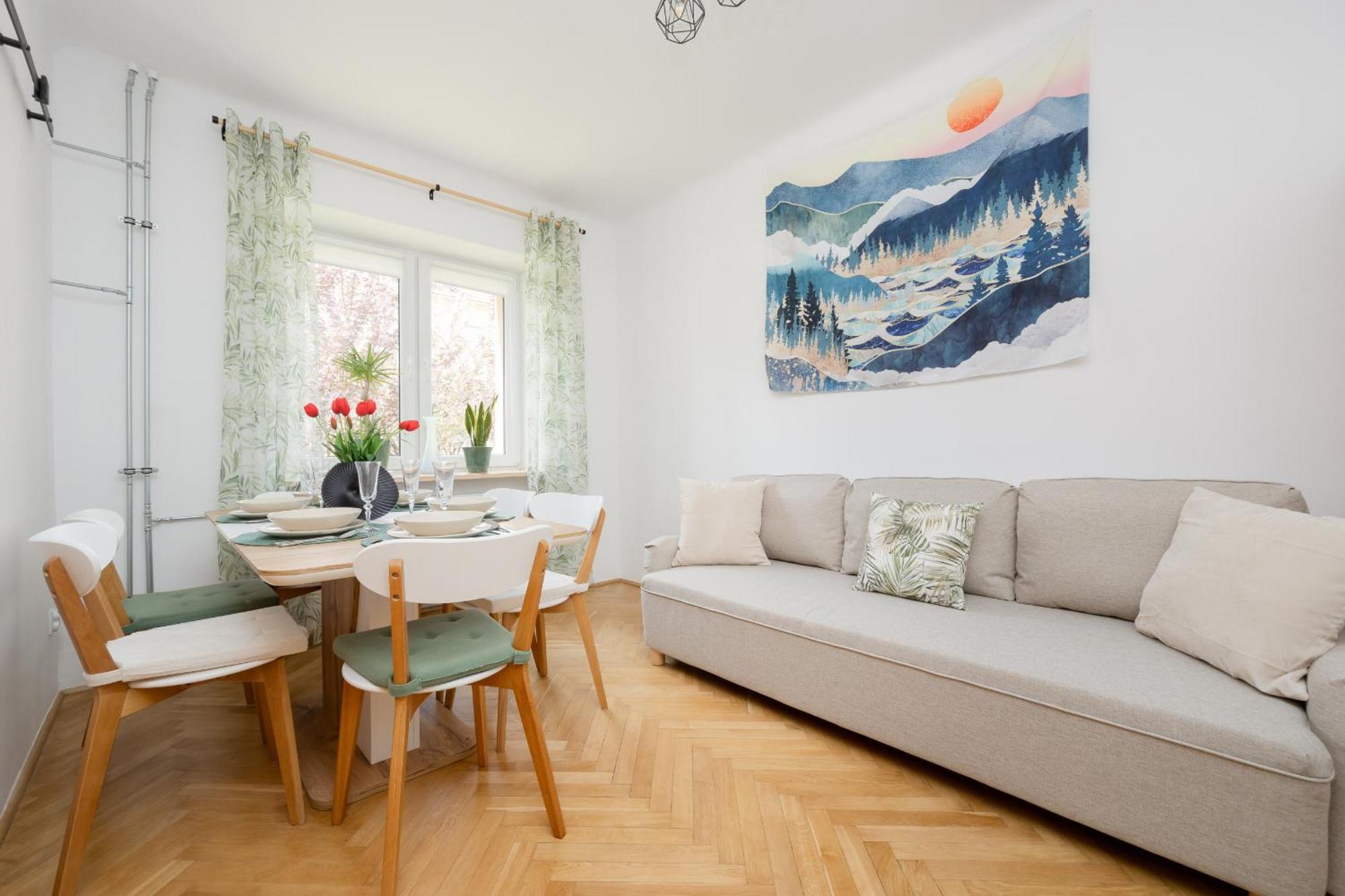 Apartment Spacious For 6 People Near The Old Town By Renters