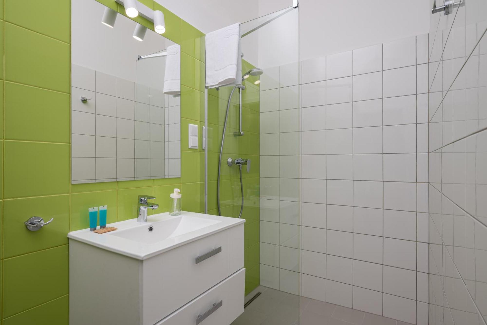 Parkland Homely Apartment