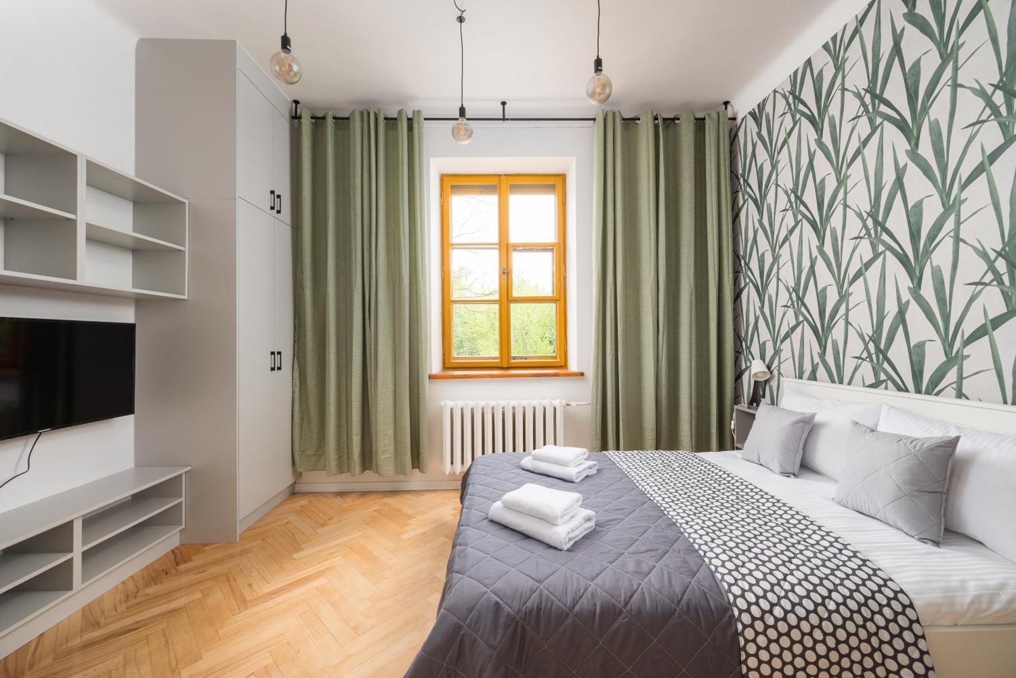 Parkland Homely Apartment Warsaw