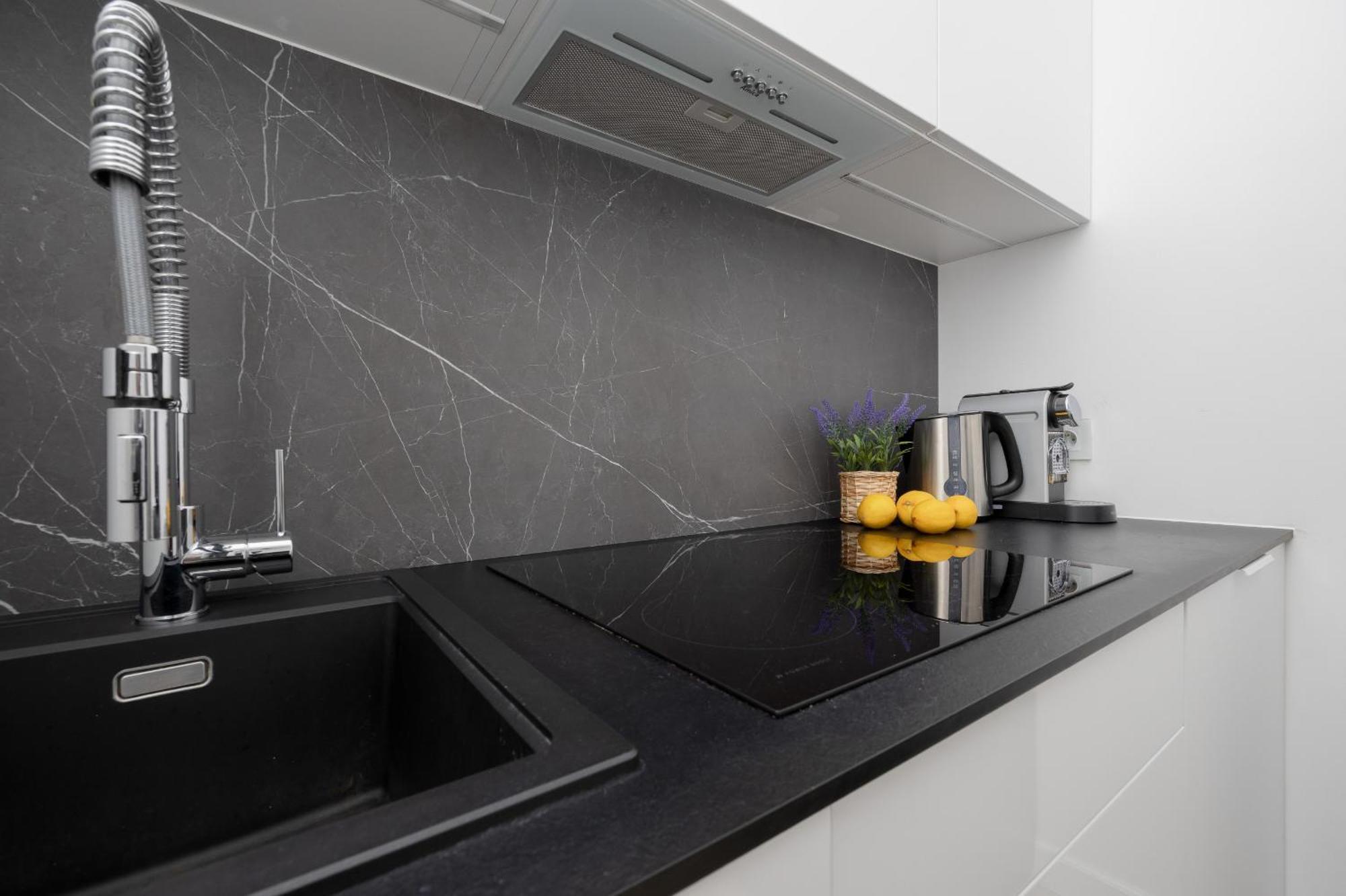 Minimalist Near Rondo Daszynskiego By Renters * Warsaw