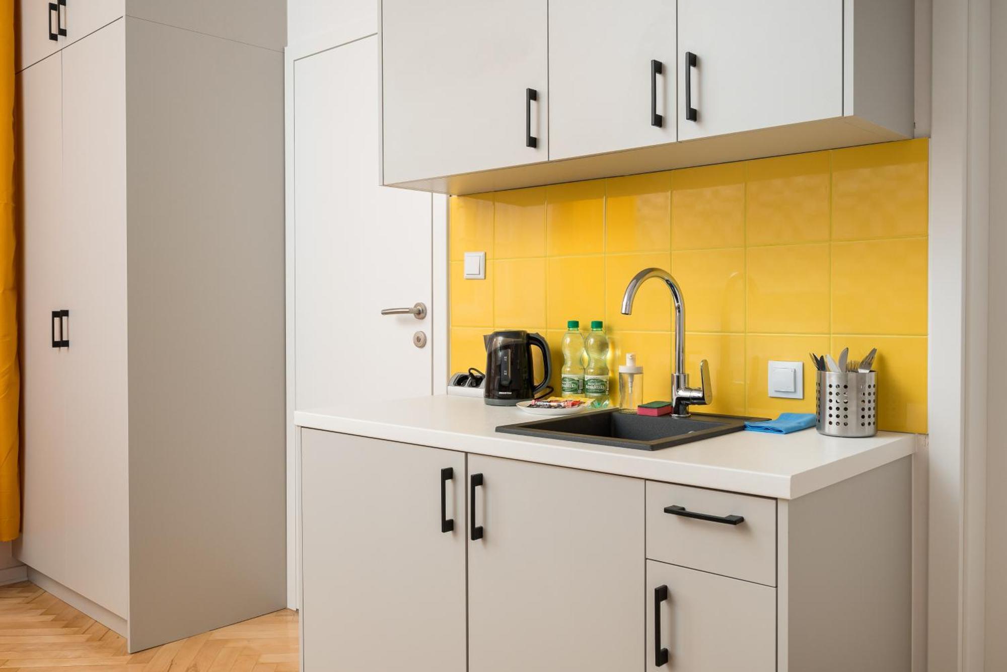 Apartment Parkland Homely