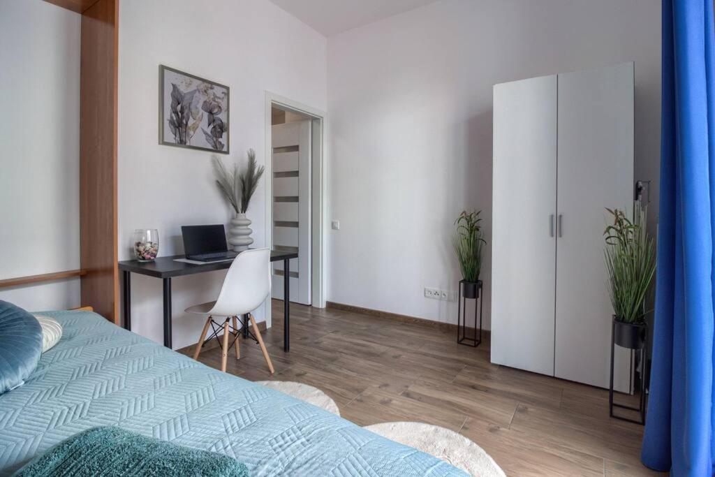 Geodezyjna '70 Cozy P2 Apartment *