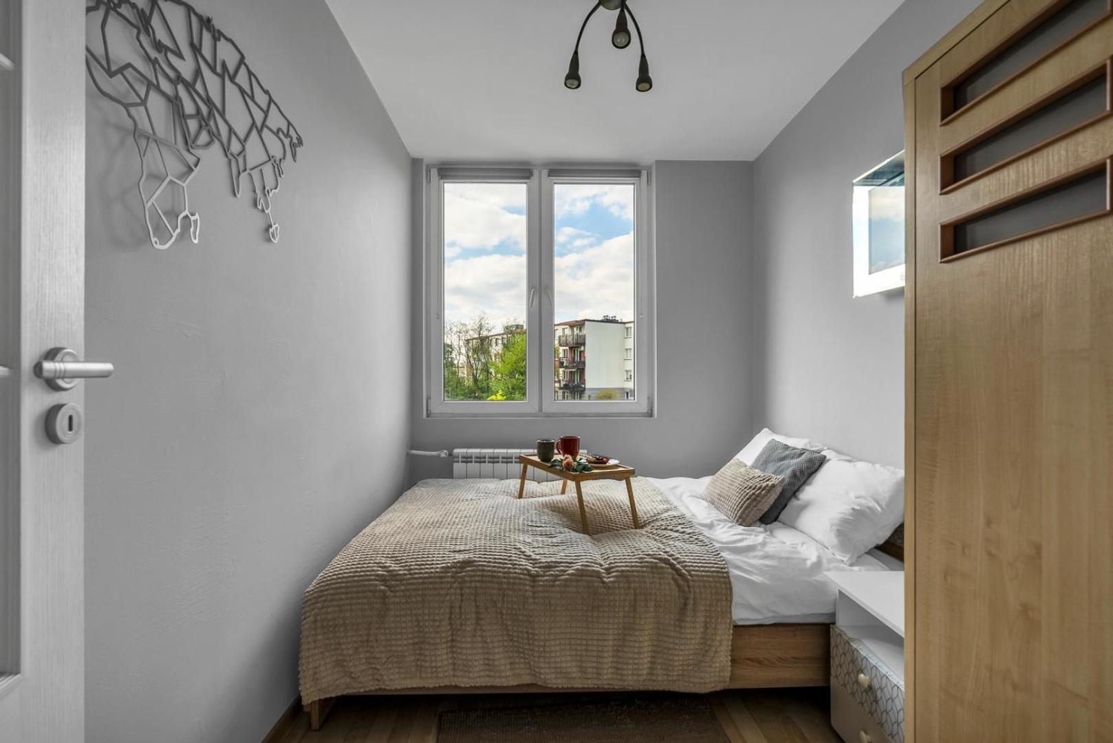 Targowek - 54m2, Balcony, Bus Nearby - By Rentujemy * Warsaw